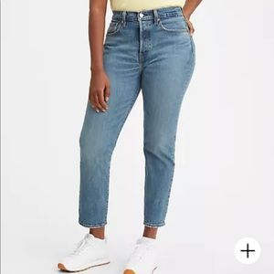 Levi’s Wedgie Fit Ankle Jeans 25